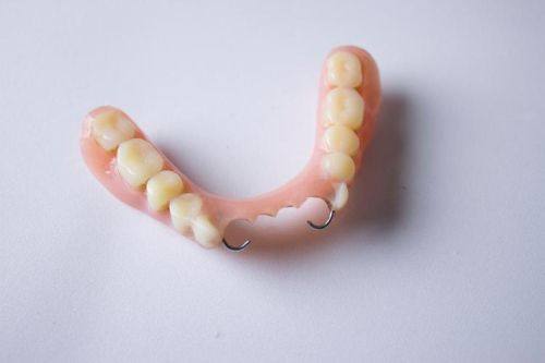 爱齿口腔门诊部（商都路店）特色项目及技术优势