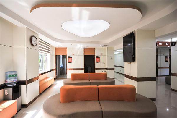 济南华厦眼科医生团队实力强大及骨干医生简介