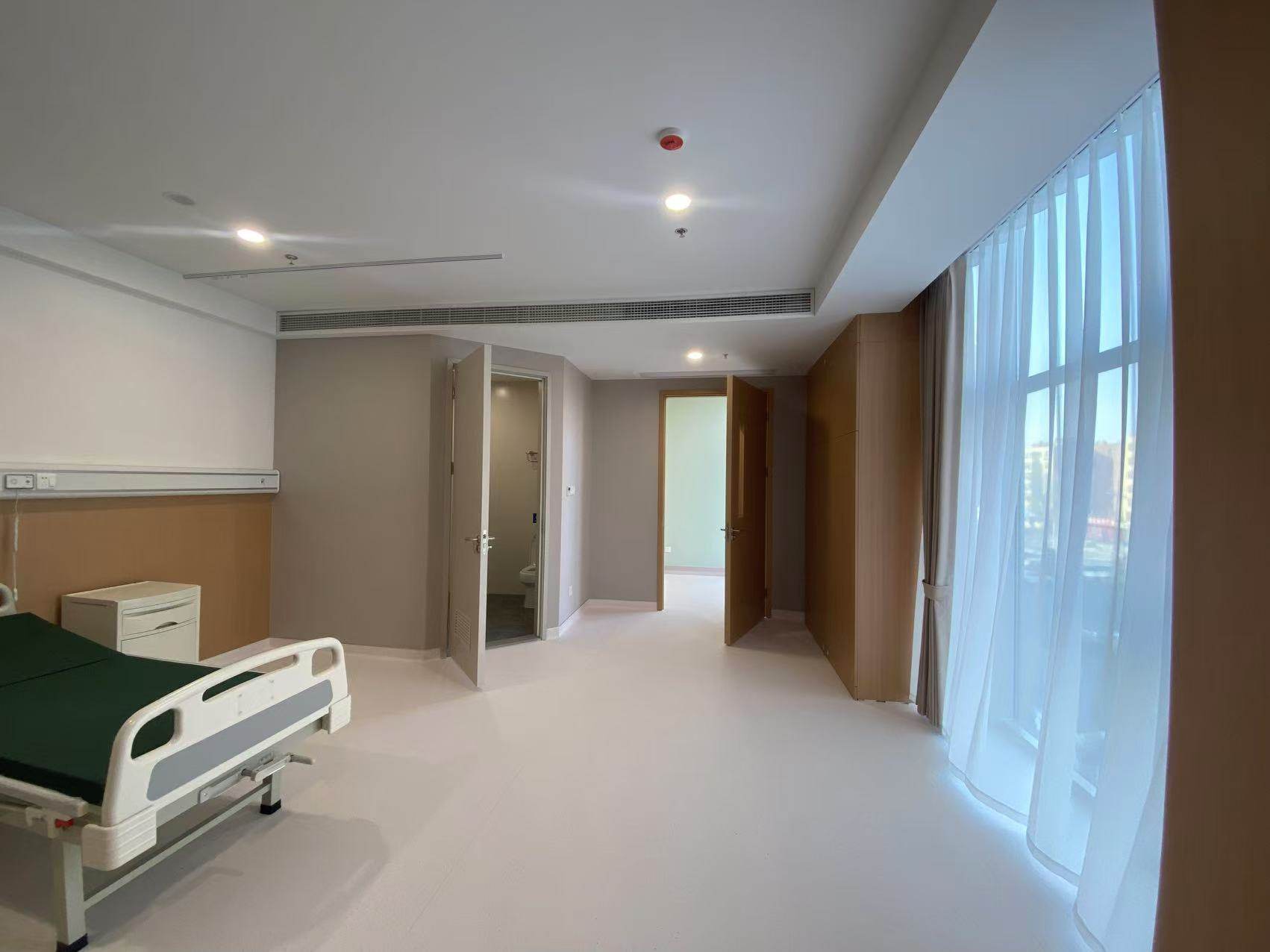 哈尔滨爱尔眼科医院医生团队实力强大及骨干医生简介