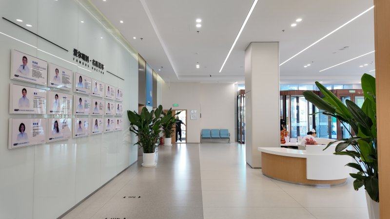 深圳华厦眼科医院刘畅医生技术优势