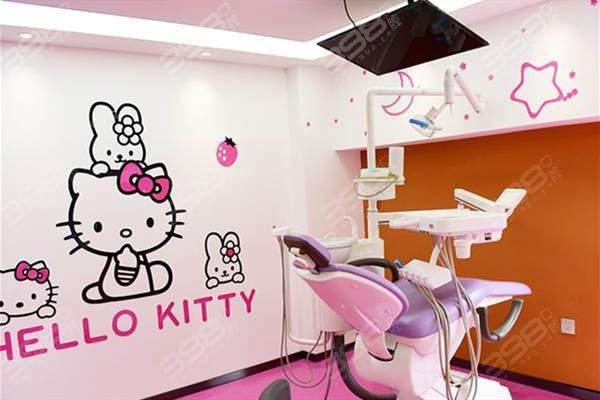 昆明亲亲口腔门诊部