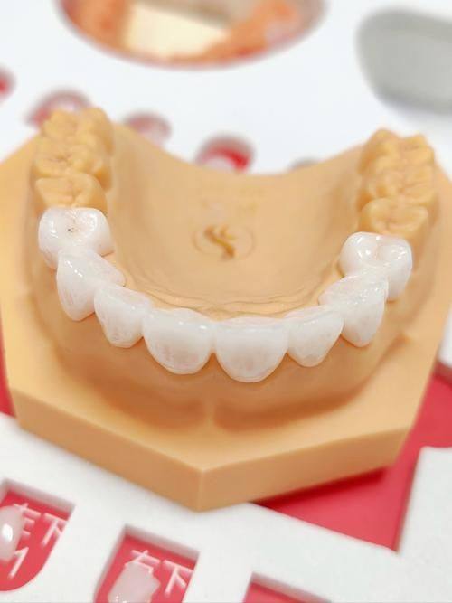 杭州舒亚口腔诊所医生团队实力强大及骨干医生简介