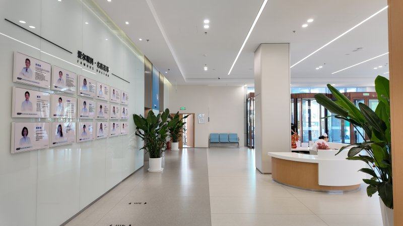 哈尔滨爱尔眼科医院张焱排第几？8万+手术量稳居黑龙江屈光领域前列