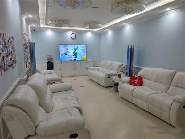 济南麦迪格眼科诊所(高新店)是正规医院吗?