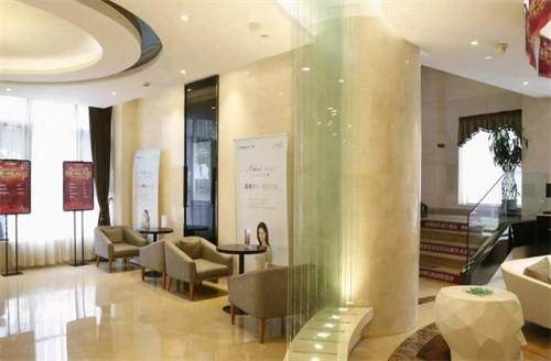 过年吃胖脸发愁？分享在成都娇点医学美容医院找陈凡医生打瘦脸针的真实体验！ 