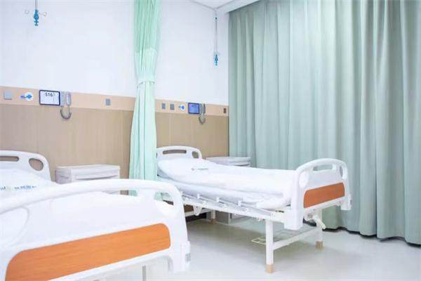 乌鲁木齐普瑞高新眼科医院