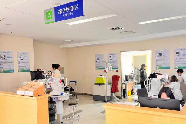 全飞秒4.0近视手术医生资历影响