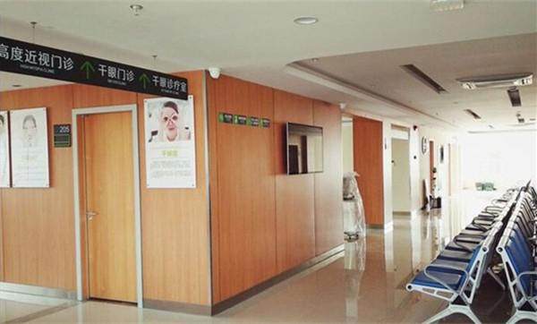 常州爱尔眼科医院(江南环球港店)
